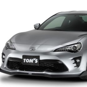TOM’S Kouki Front Lip
