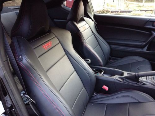Subaru brz racing seats clearance